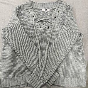 Jack by BB Dakota grommet sweater size S